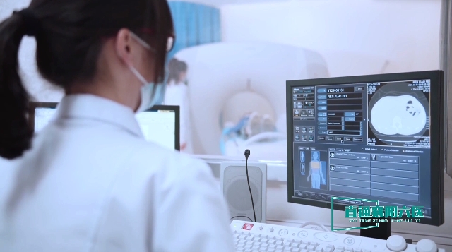 【直通襄陽六醫(yī)】當(dāng)肌無力遇上胸腺瘤 微創(chuàng)手術(shù)“一站式”解決