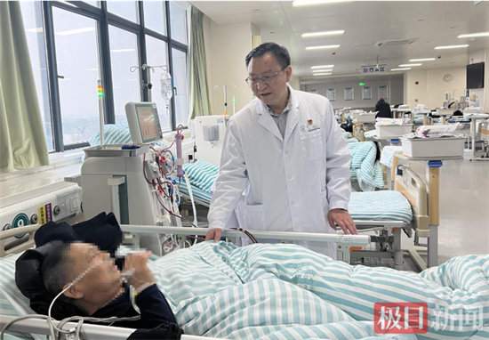 【極目新聞】為絕境患者“開(kāi)路”！襄陽(yáng)六醫(yī)這位“生命工程師”30年專注一件事